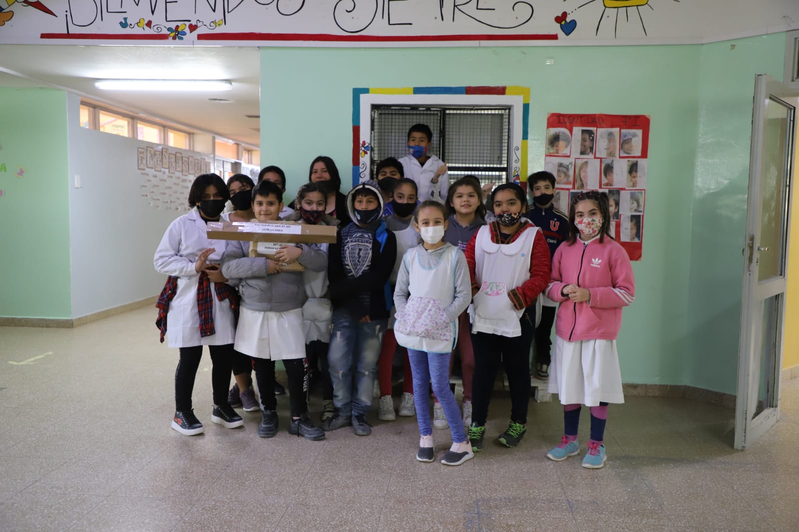 Entrega de equipamiento a escuela 289