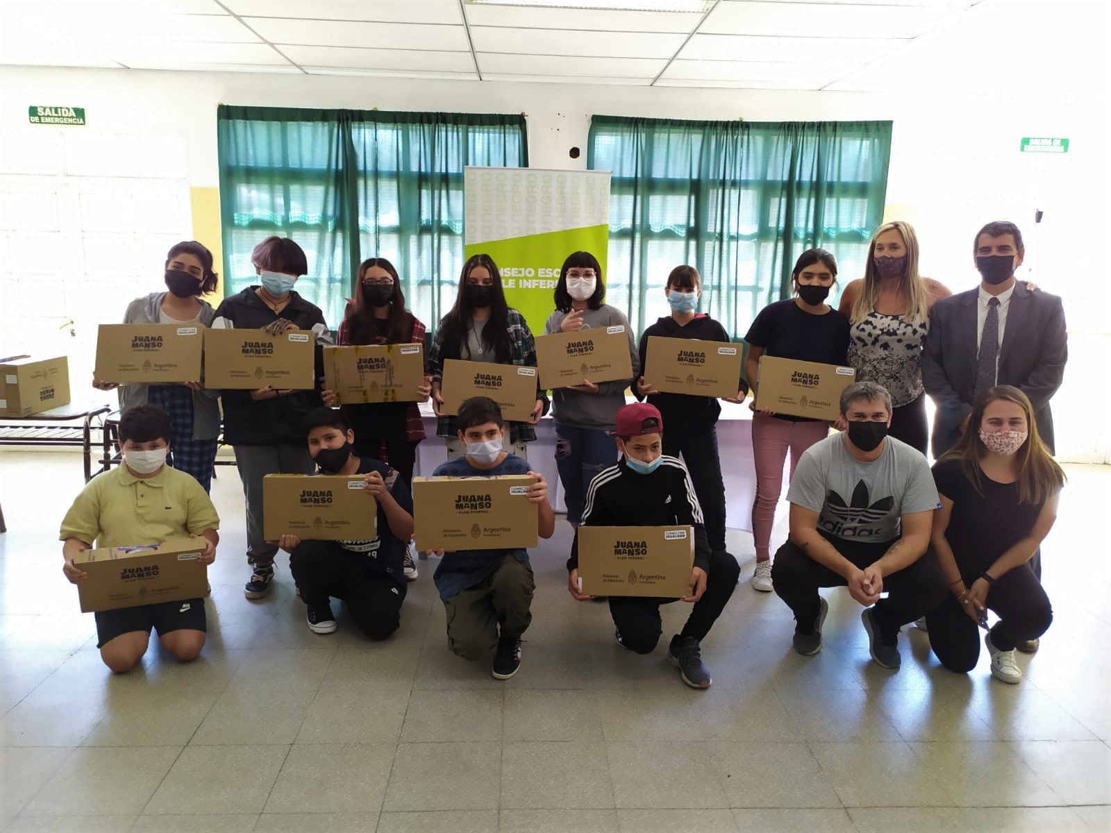 Entrega de netbook en Viedma