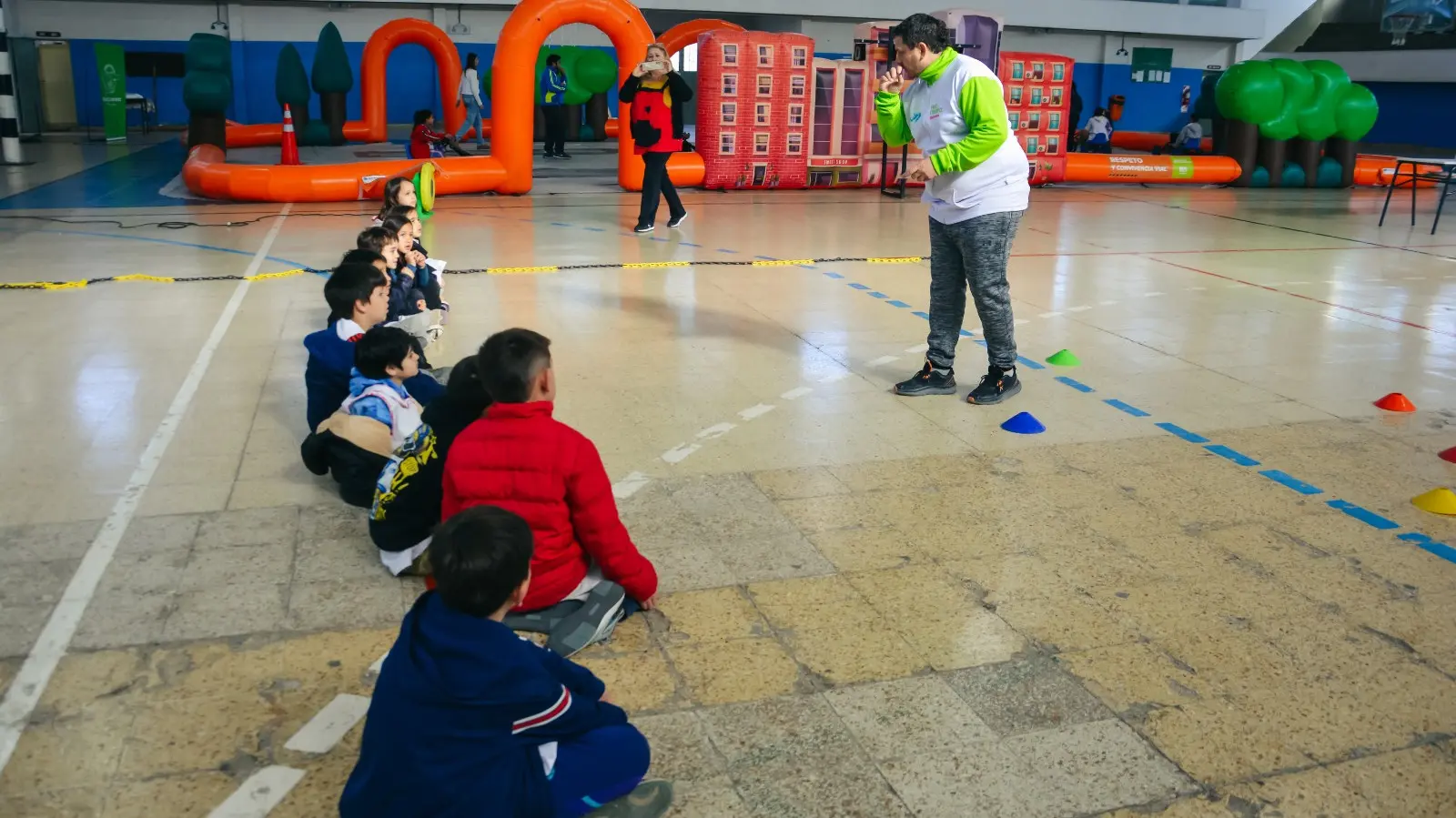 Educación Vial con estudiantes de primaria y secundaria